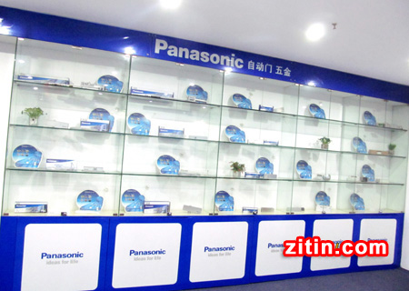 Panasonic自动门维修松下自动门专卖店深圳店风采